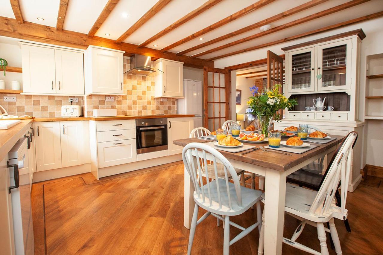 Farndale Cottage วิทบี ภายนอก รูปภาพ